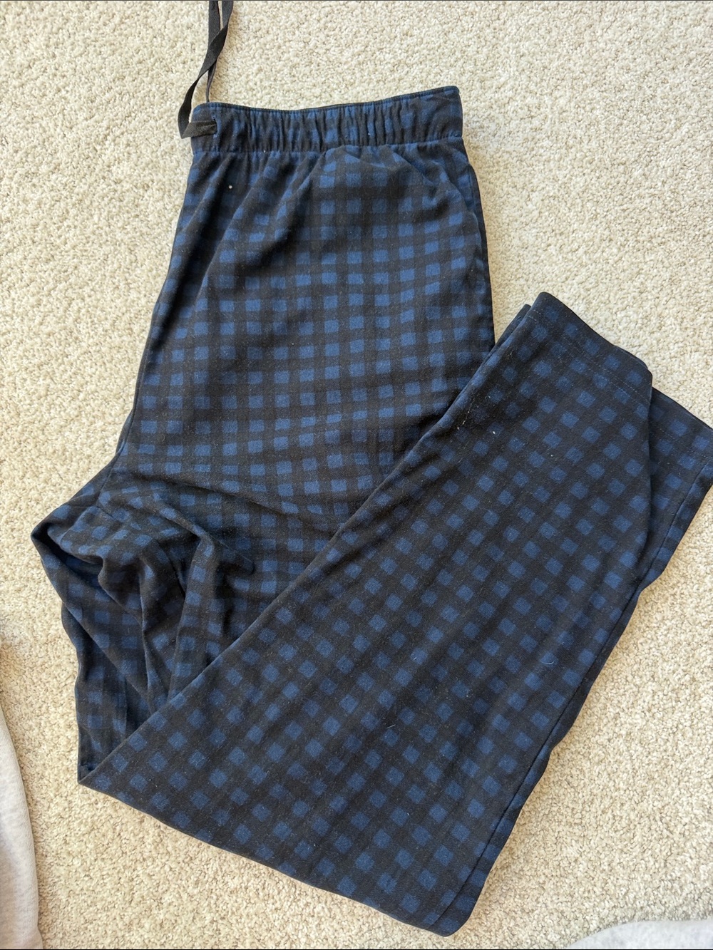 Nautica Men's Black and Blue Plaid Lounge Pants (large)